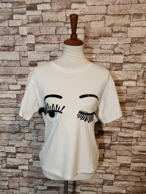 Balboa Fashion  White Graphic Tee with Eyelash Design Brand New